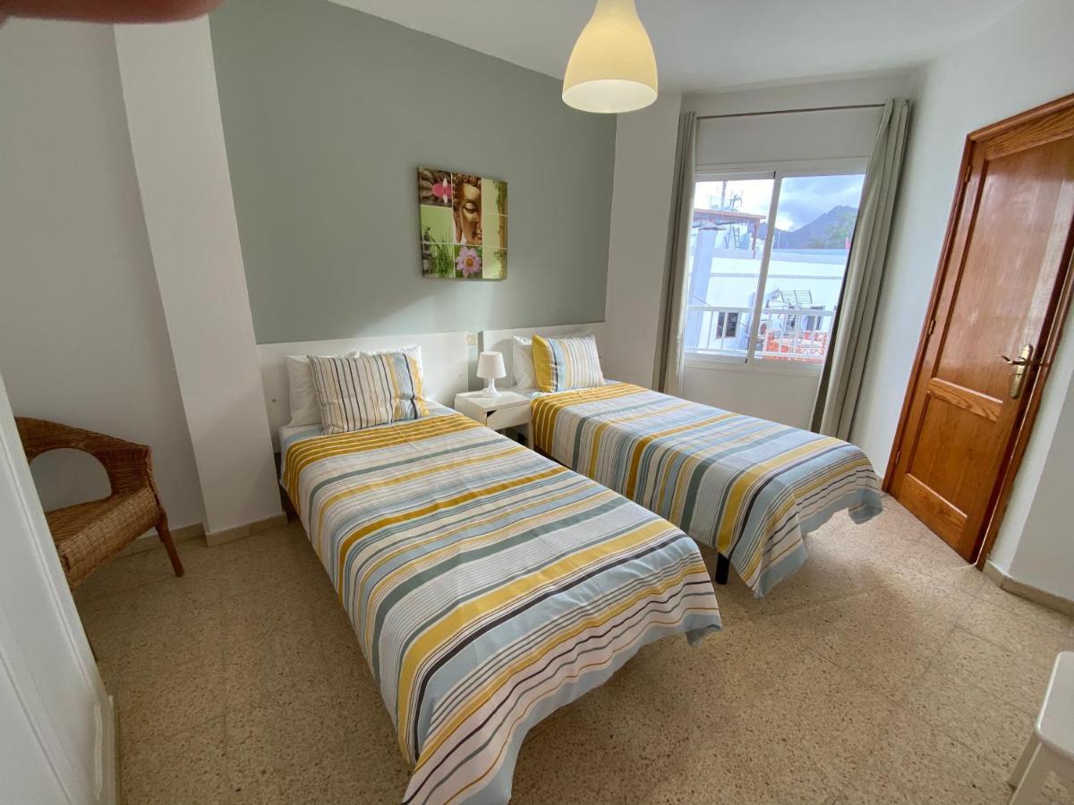 Las Brisas Mogan Apartamentos Puerto De Mogan Bagian luar foto